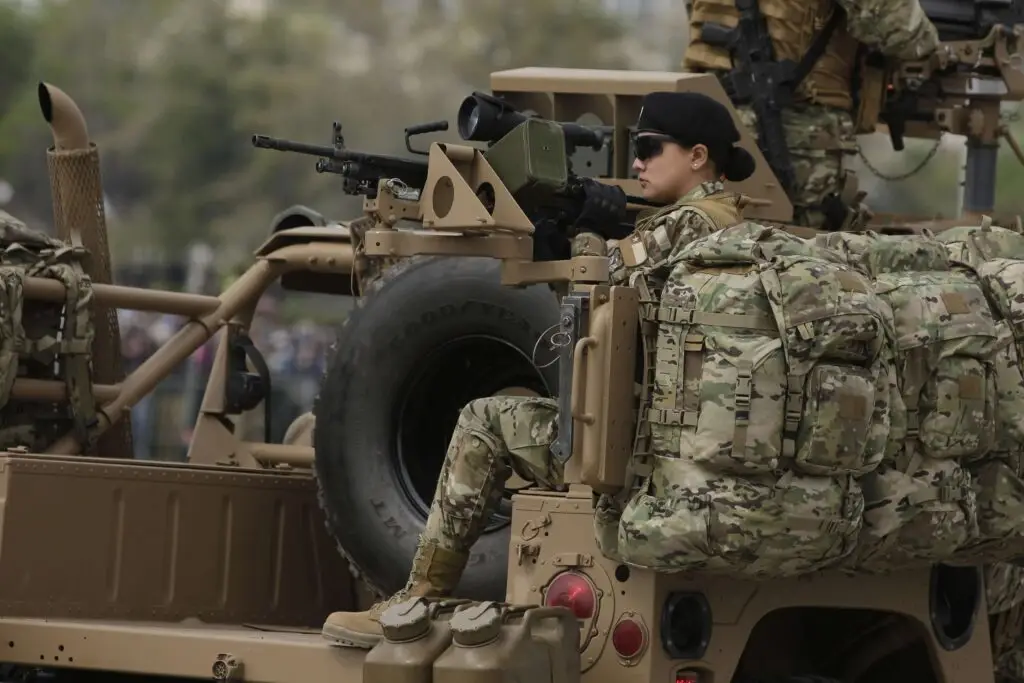 Cadem: 89% está de acuerdo que militares ayuden a combatir bandas de narcotraficantes