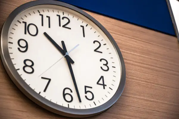 ¿Cuándo se cambia la hora en Chile?