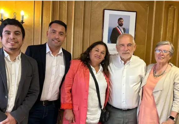 Ministro de Vivienda compromete recursos para construir casas del grupo habitacional San Bonifacio de Lontué