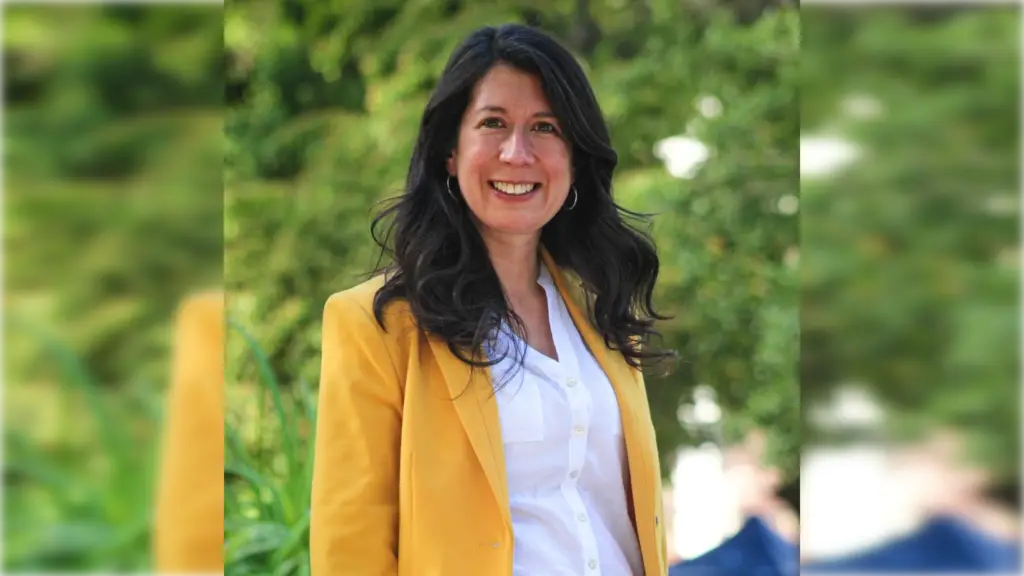 Pamela Henríquez oficializará este martes su candidatura a la alcaldía de Curicó