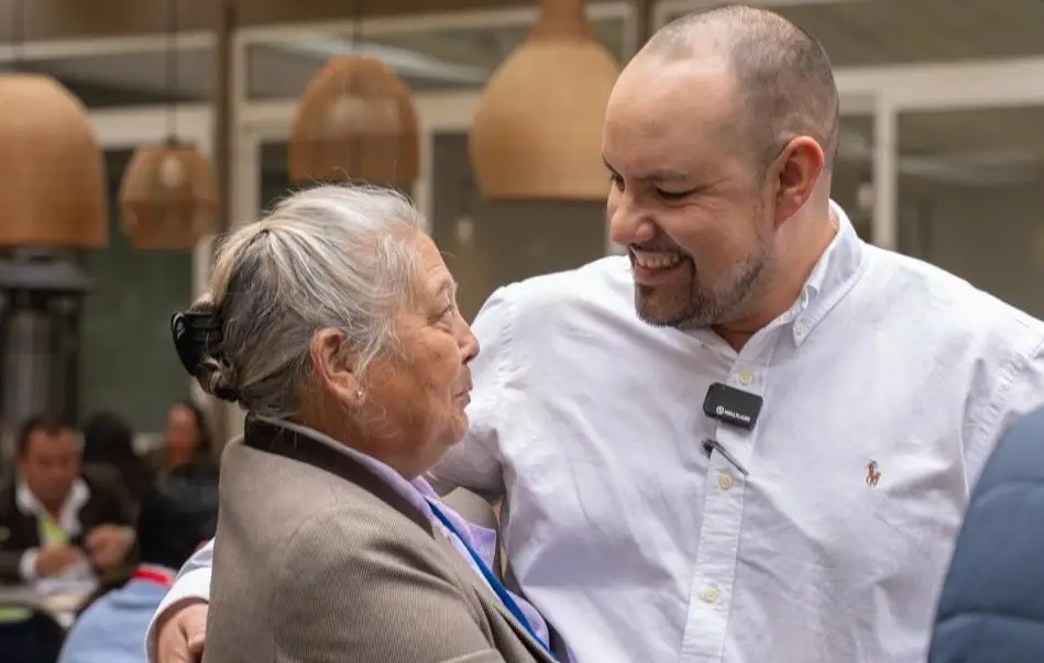 Encuesta posiciona a candidato a la alcaldía de Curicó Carlos Drews en segundo lugar