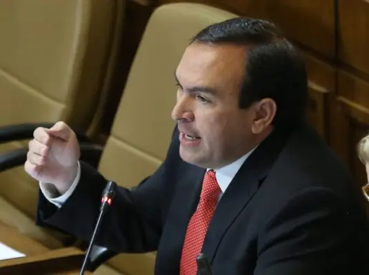 Diputado Donoso exigió que reajuste del sector público incluya a la PDI