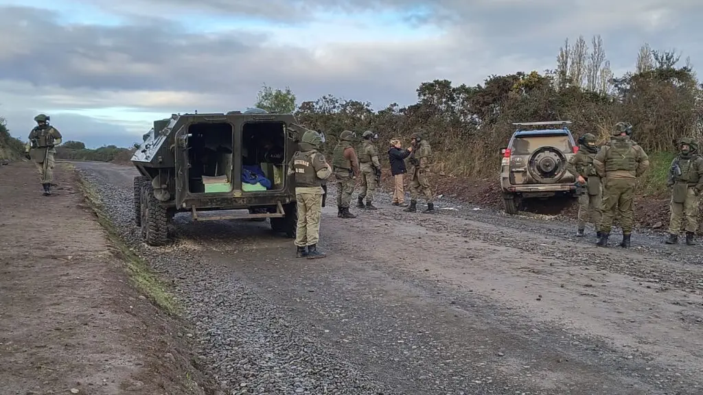 Comunero mapuche intenta atropellar a oficial del Ejército durante fiscalización