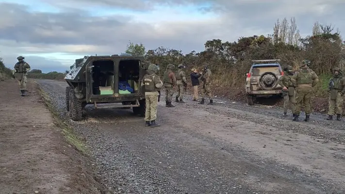 Comunero mapuche intenta atropellar a oficial del Ejército durante fiscalización
