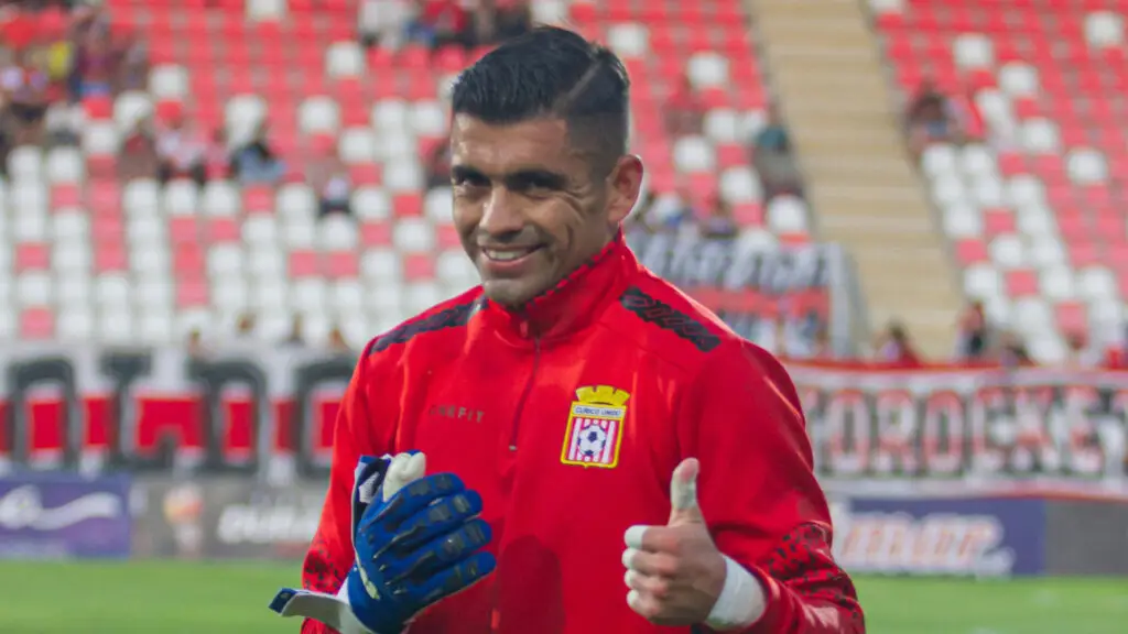Luis Santelices volverá a ser titular ante Magallanes