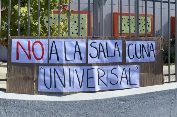 Paro nacional de trabajadores de Junji se extenderá hasta este viernes en protesta contra proyecto de Sala Cuna Universal