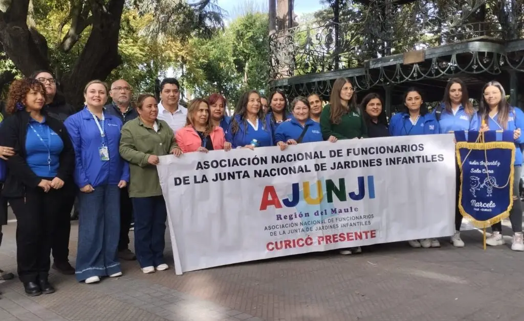 Paro nacional convocado por la CUT moviliza a trabajadores de Curicó