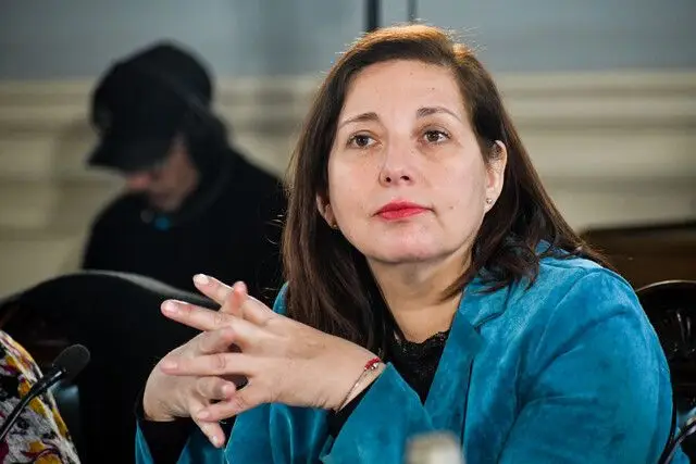 Senadora Vodanovic oficiará a municipio de Sagrada Familia e irá a Contraloría por denuncia de funcionarios contra concejal