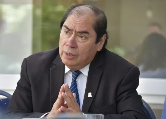 Concejal Canquil acusa falta de autocrítica y transparencia en caso DAEM Curicó