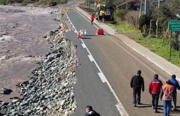 Alcalde de Romeral llamó al autocuidado a quienes visiten la precordillera tras nevazón