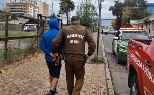 Carabineros detuvo a sujetos que ocuparon vivienda en calle Chacabuco de Curicó