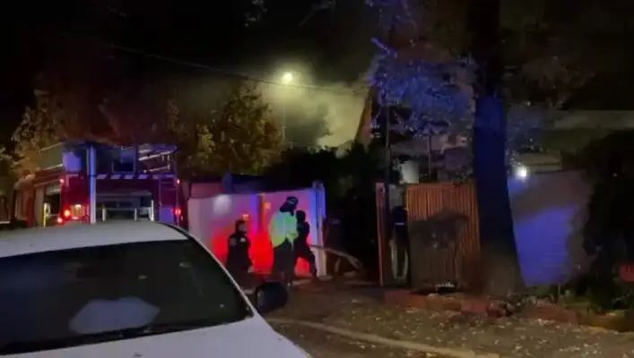 Muere hijo de 6 años de actriz Mariana Derderián en incendio de su vivienda en Vitacura