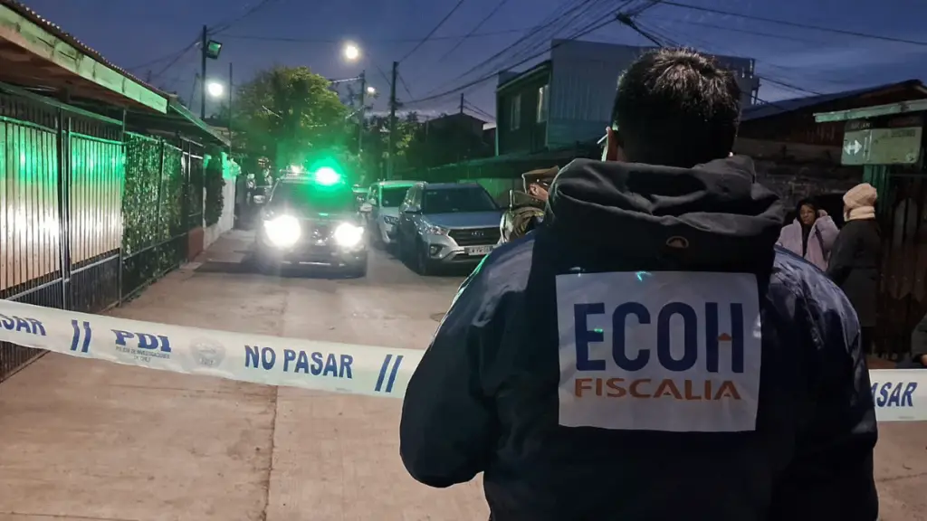 Mujer es asesinada a tiros y frente a su hija en La Pintana