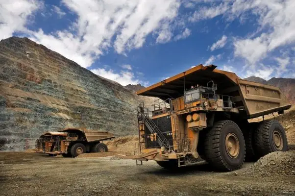 Actividad económica de Chile tuvo nuevo crecimiento en marzo, pero menor a lo previsto