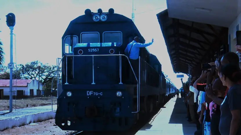 Alcaldesa de Molina destacó regreso del paso del tren por la comuna