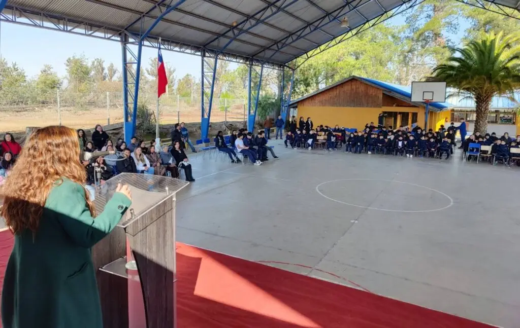 Escuela Carlos Correa Núñez de Hualañé conmemora creación de Primer Año Medio