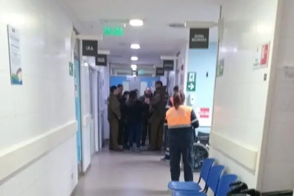 Mujer amenazó y agredió a personal del SAR Aguas Negras de Curicó