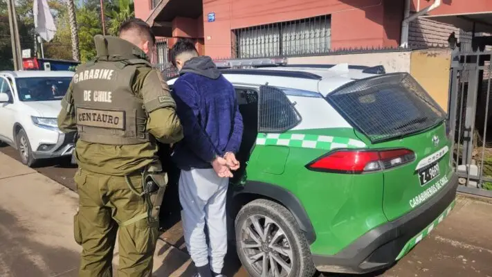 Violentos abordazos en Linares: Prisión preventiva para adulto e internación provisoria para menor