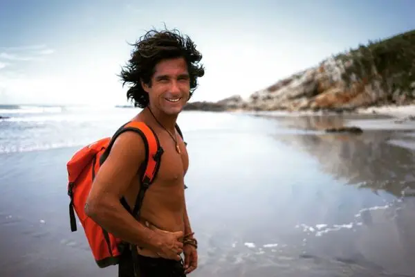 Reportan muerte de periodista Claudio Iturra a los 43 años