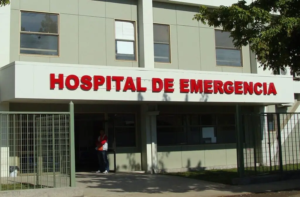 Expulsan a dos usuarios del albergue instalado en exhospital de Curicó tras riña