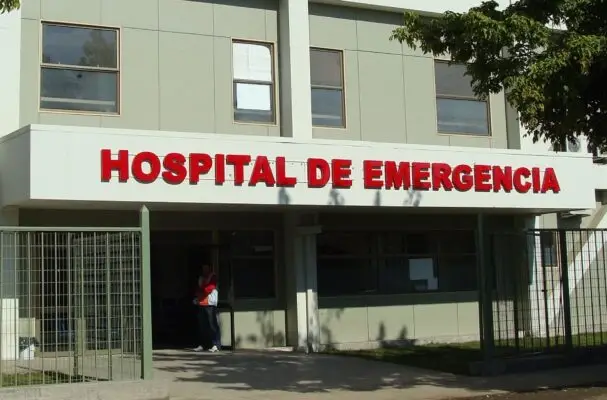 Expulsan a dos usuarios del albergue instalado en exhospital de Curicó tras riña