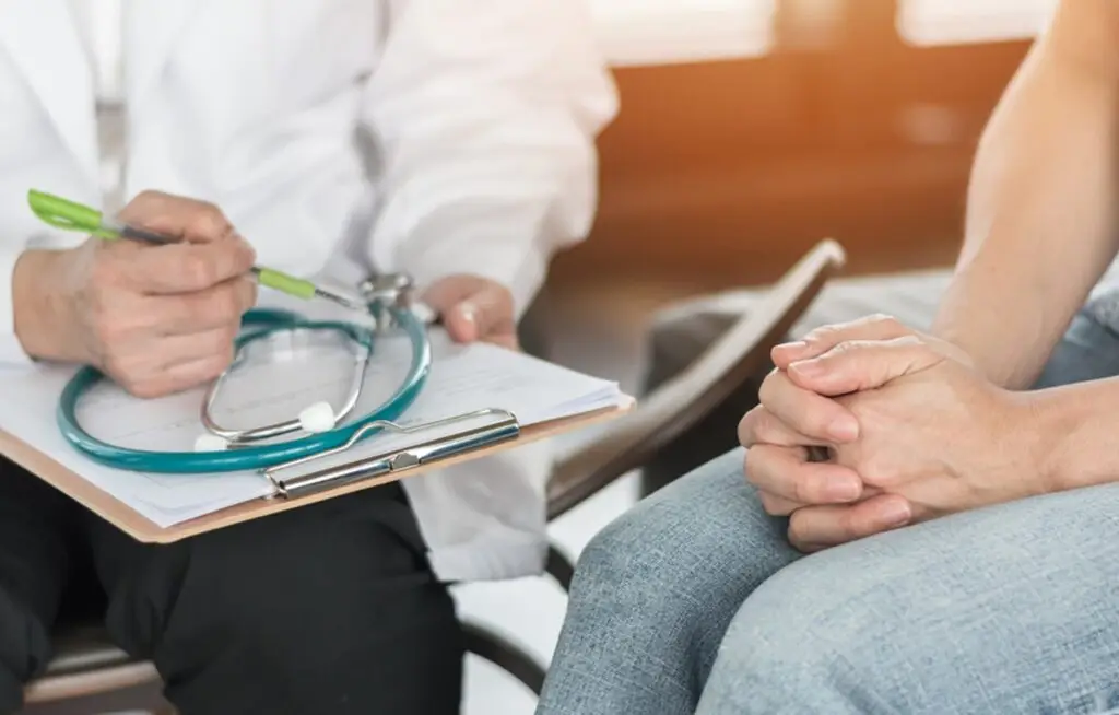 Corte de Apelaciones decretó prisión preventiva para médico de Curicó formalizado por abusos sexuales a pacientes