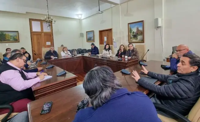 Municipio de Curicó coordina acciones preventivas ante sistema frontal