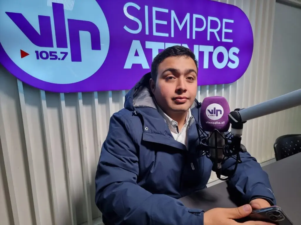 VLN Radio entrevistó al precandidato más joven al concejo municipal de Curicó