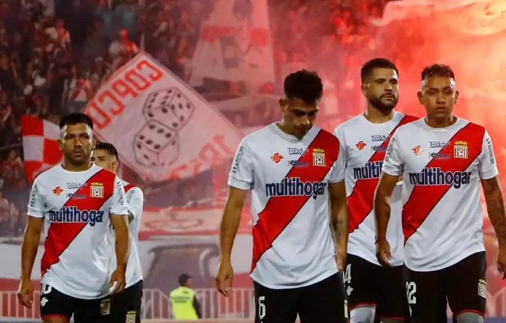 Curicó Unido no podrá fichar jugadores durante tres períodos