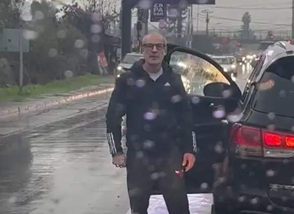 Denuncian a conductor que amenazó con un bate a mujer y a su hija de 7 años en camino a Zapallar