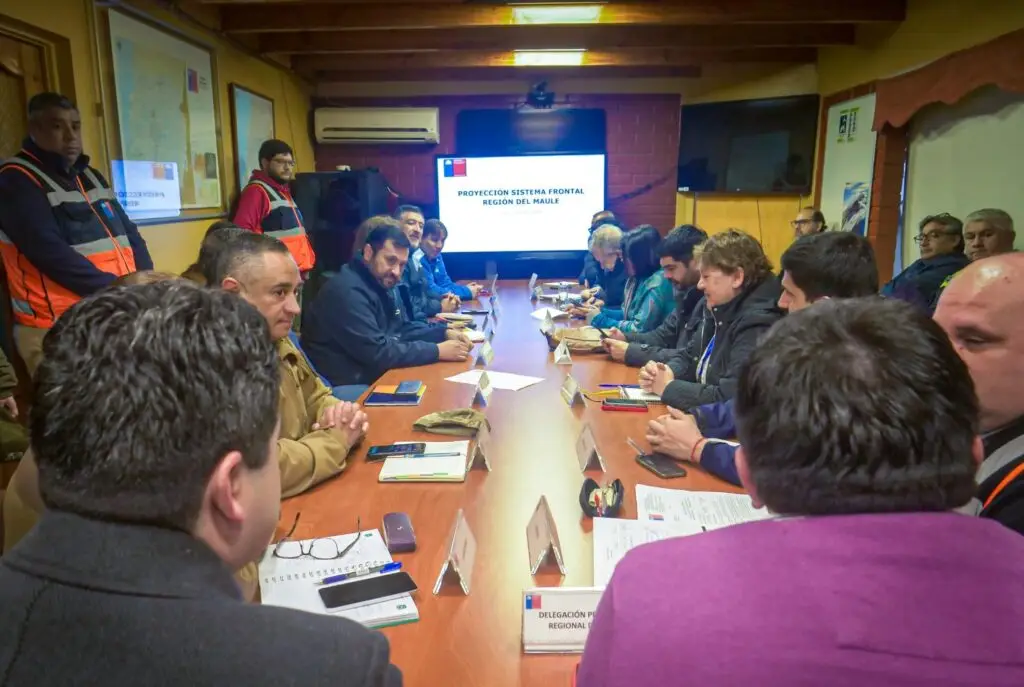 Autoridades del Maule realizaron Cogrid Regional por sistema frontal con lluvias y viento que llega este jueves