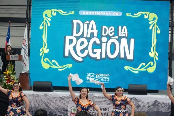 Día de la Región del Maule se celebró en Parral con reconocimientos y anuncios de obras públicas