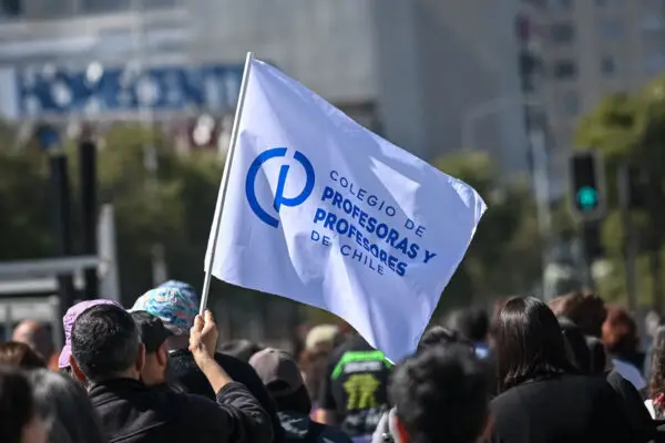Colegio de Profesoras y Profesores llama a paro nacional el 7 de agosto por malos tratos contra docentes