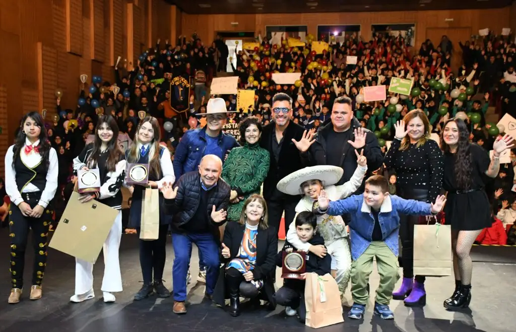 DAEM realizó premiación de ganadores del IV Festival de Talentos Curicanos 2024