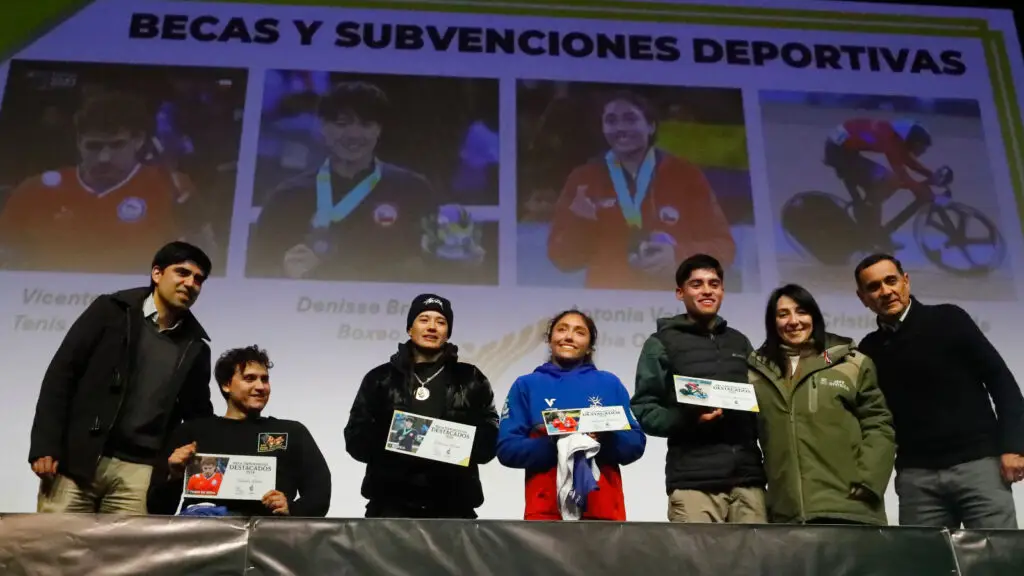 Deportistas locales son reconocidos como embajadores por sus logros nacionales e internacionales