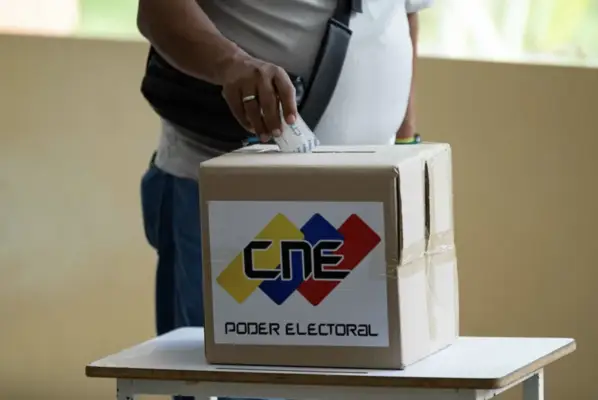 Comienza cierre de los centros de votación para las presidenciales en Venezuela