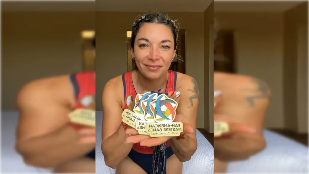 Evelyn Ortíz triple campeona panamericana máster en Estados Unidos
