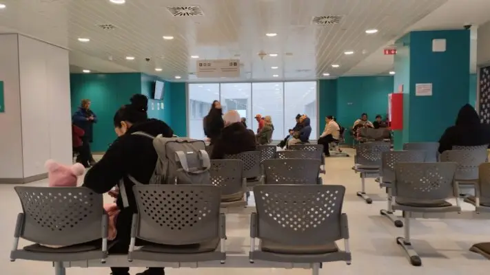 OHL reparará componentes que provocan “intermitencias” en la climatización del Hospital de Curicó