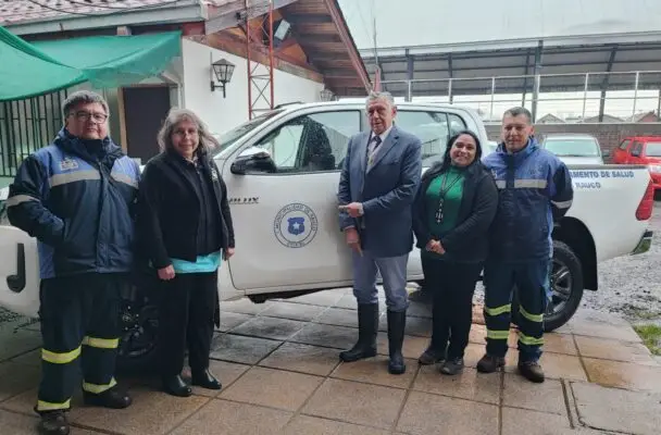 Municipio de Rauco entregó nueva camioneta 4x4 al Departamento de Salud Comunal