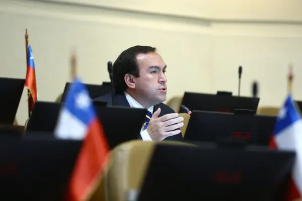 Diputado Donoso llama a aprobar proyecto que permite acusar constitucionalmente a gobernadores regionales