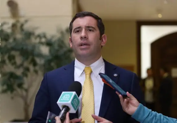 Diputado Moreno presenta proyecto para eximir a tractores de normativas medioambientales