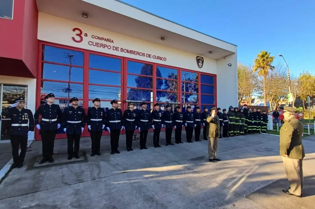 Tercera Compañía Sargento Aldea de Bomberos de Curicó celebró su aniversario 136 con reconocimiento municipal