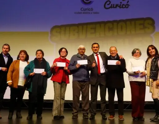 Municipio de Curicó entregó subvenciones a 333 organizaciones funcionales