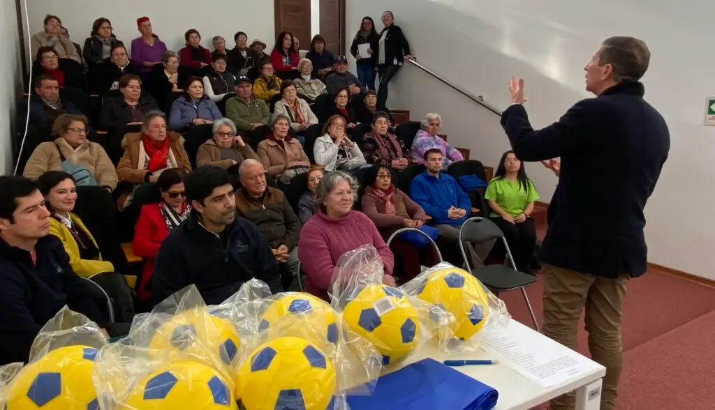 Corporación de Deportes inauguró talleres dirigidos a adultos mayores de Curicó