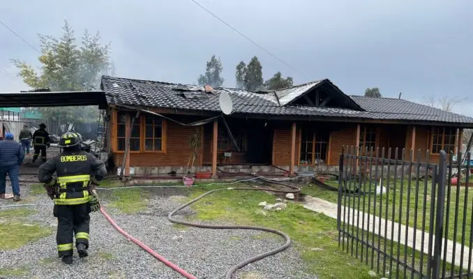 Incendio destruyó vivienda de adultos mayores en Pichingal