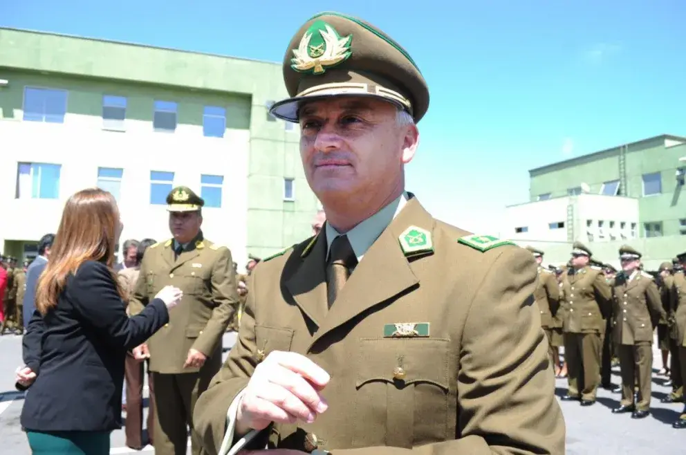 Quién es Marcelo Araya Zapata, el nuevo director de Carabineros