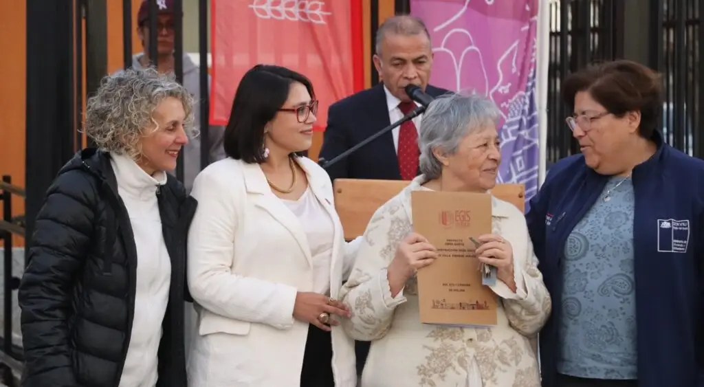 Vecinos de la villa “Parque Inglés” de Molina recibieron su esperada sede social