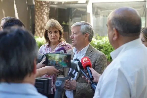 Bordachar hizo un llamado a la tranquilidad de los funcionarios municipales: “Quiero trabajar con ellos”