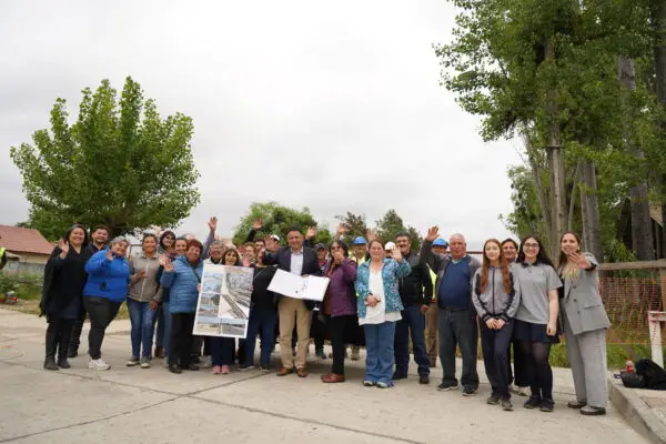 Entregan terreno para construcción de paseo peatonal en Licantén