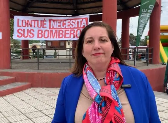 Senadora Vodanovic iniciará gestiones con Bomberos que voluntarios de Lontué vuelvan a operar en Molina